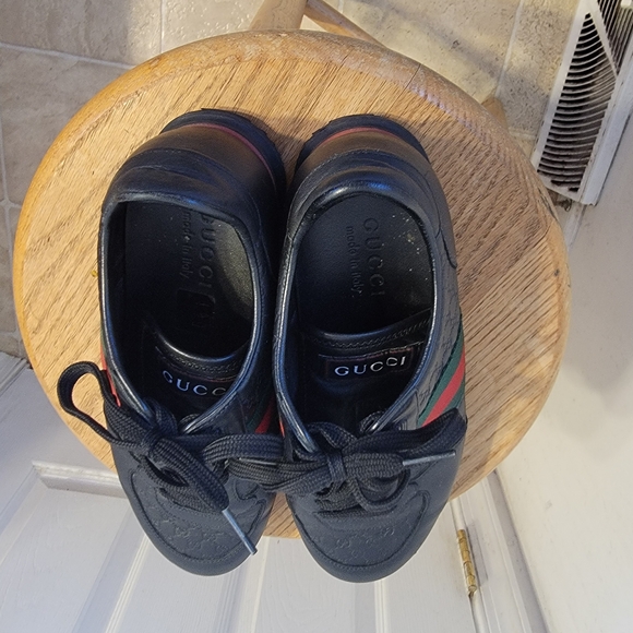 Gucci Black and Green Sneakers Size 7 Euro. 8/2 US - Picture 5 of 10